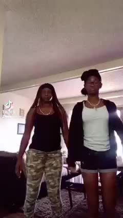 @Queencherelle85