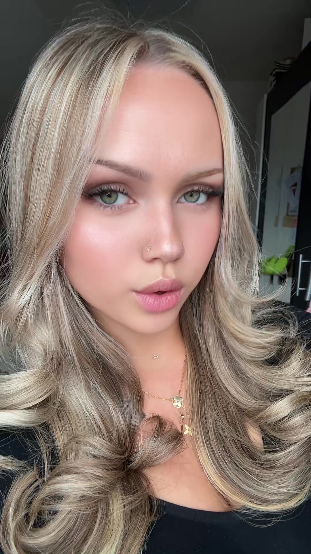 @🇷🇺