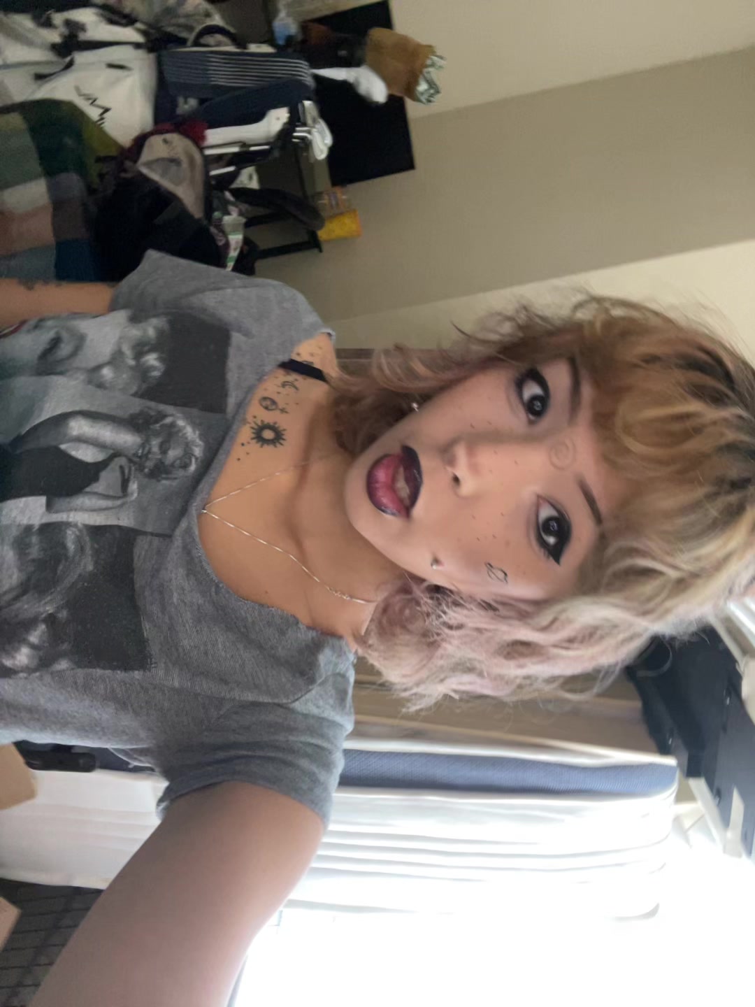@iz <3