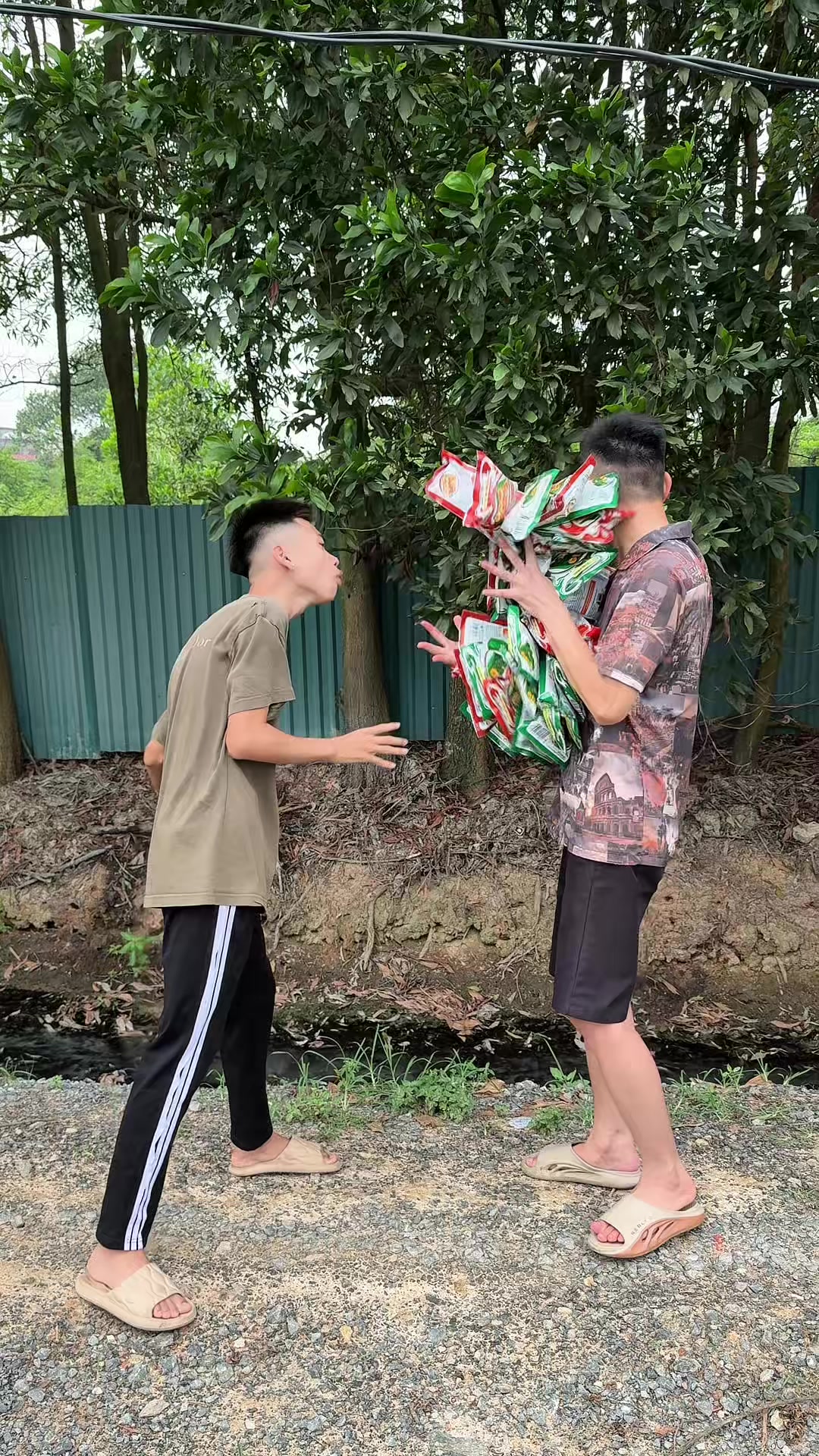 @Hữu Bộ Đ&acirc;yy