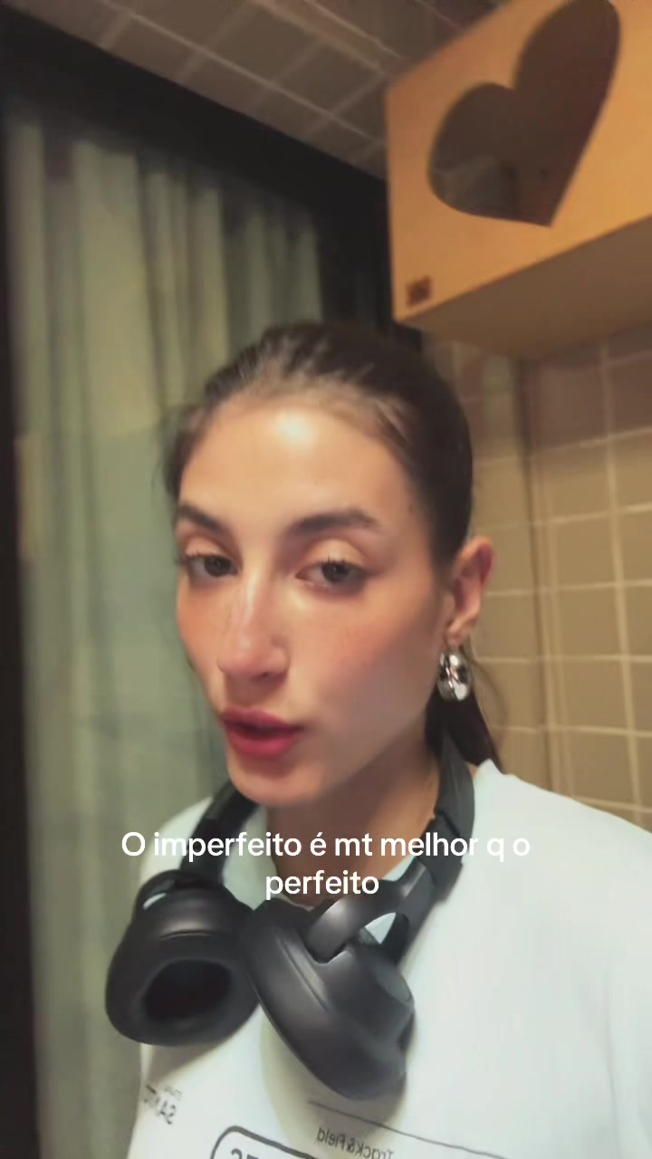 @isamenegheli