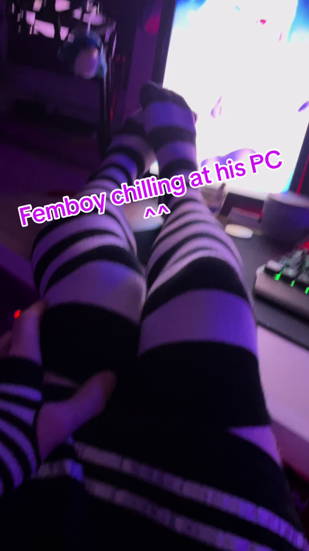 @Femboy_strubbi