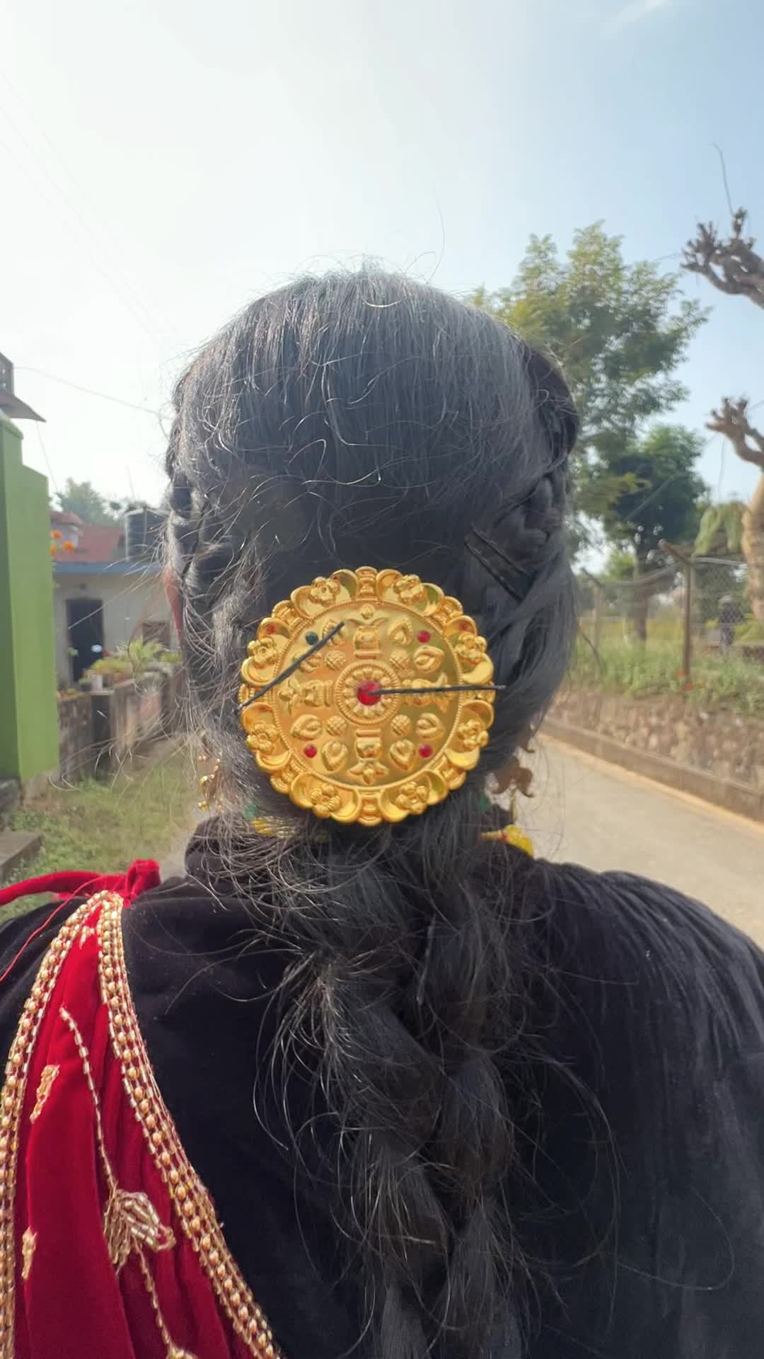 @Sneha🧐
