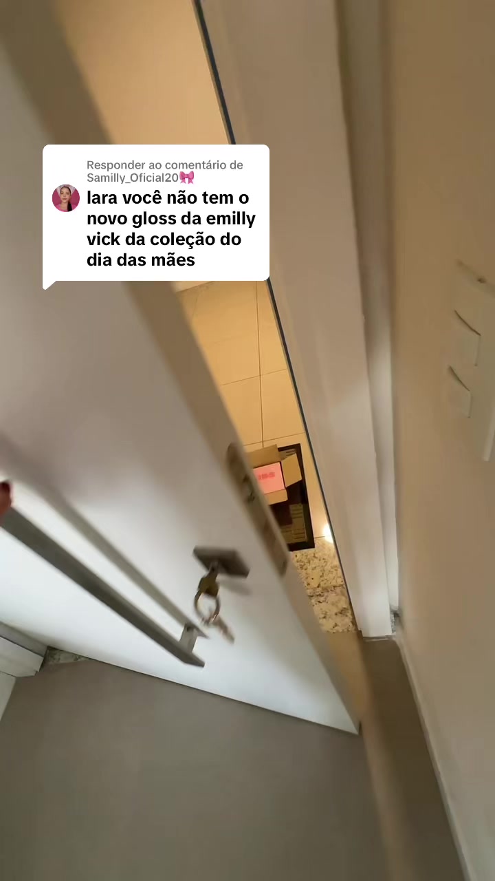 @Lara Leal