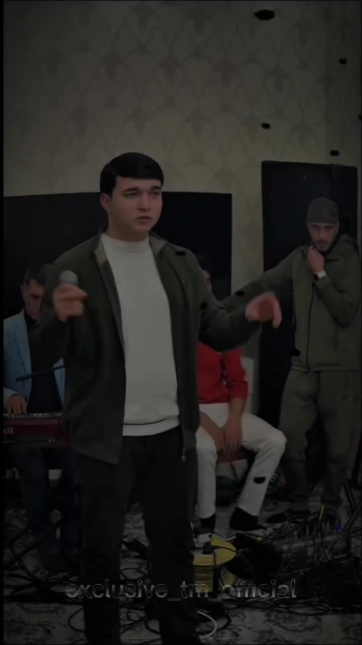@𝗲𝘅𝗰𝗹𝘂𝘀𝗶𝘃𝗲_𝘁𝗺