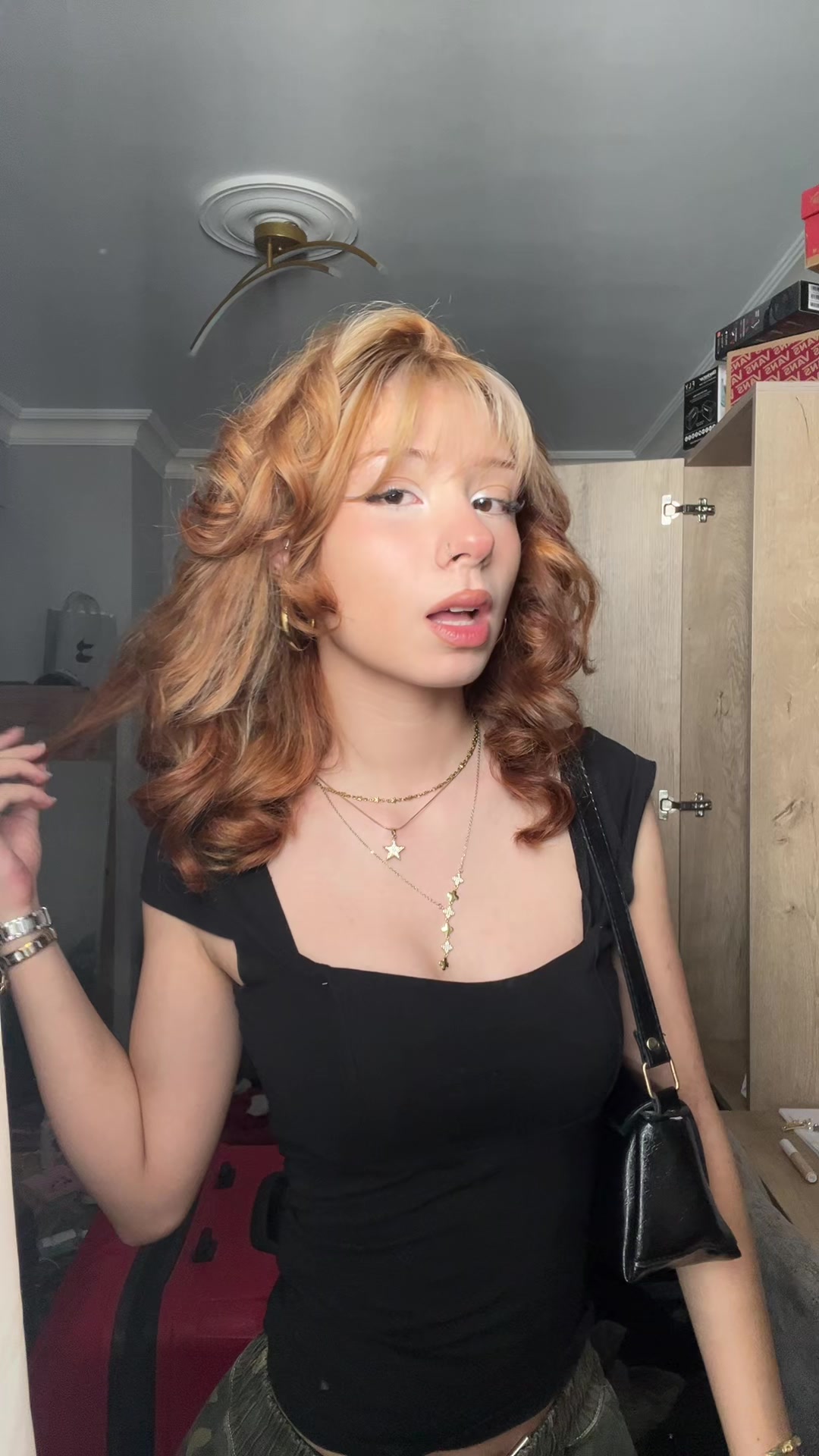 @azr