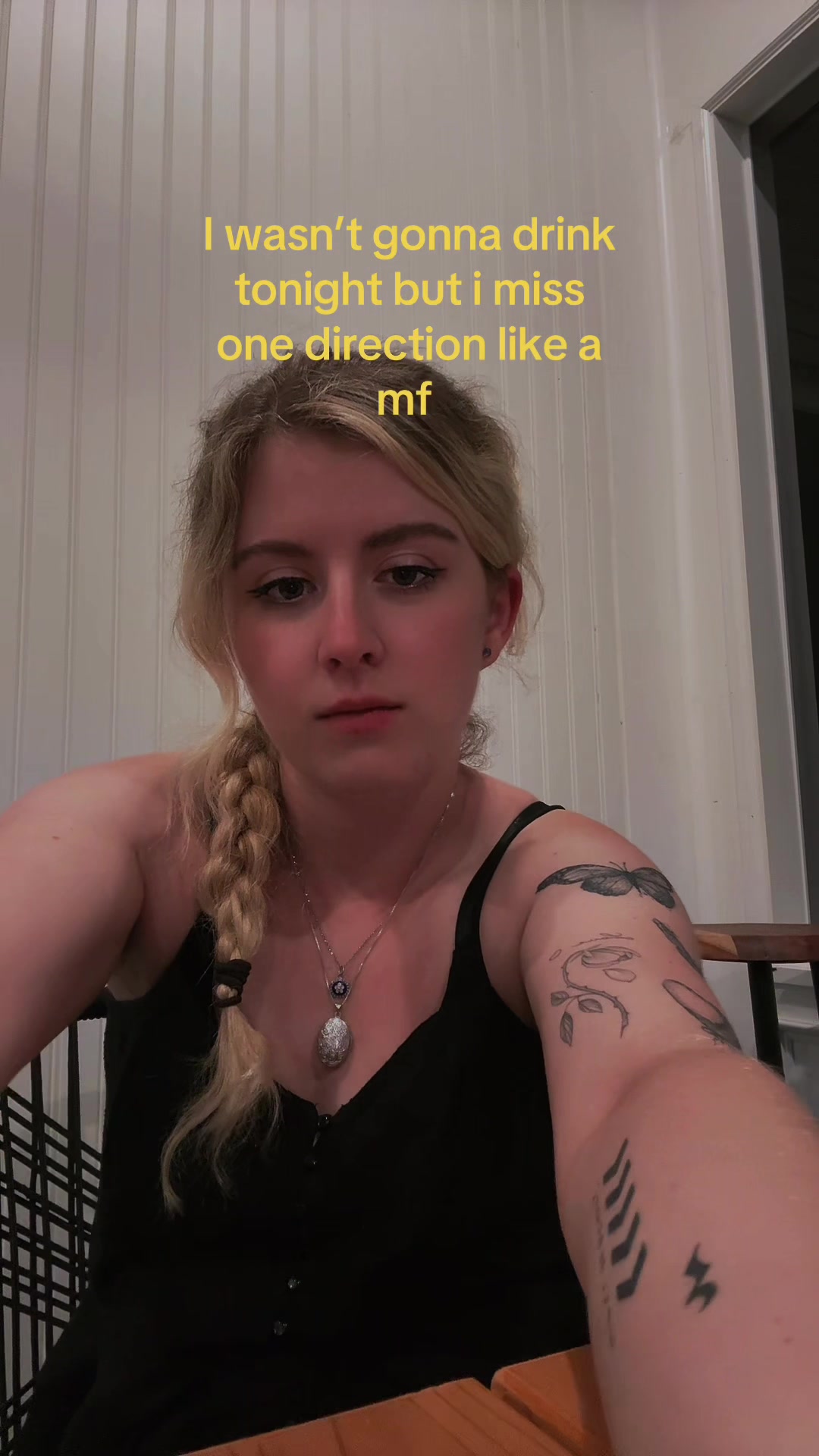 @melanie ×͜× ❯❯❯❯ 卌