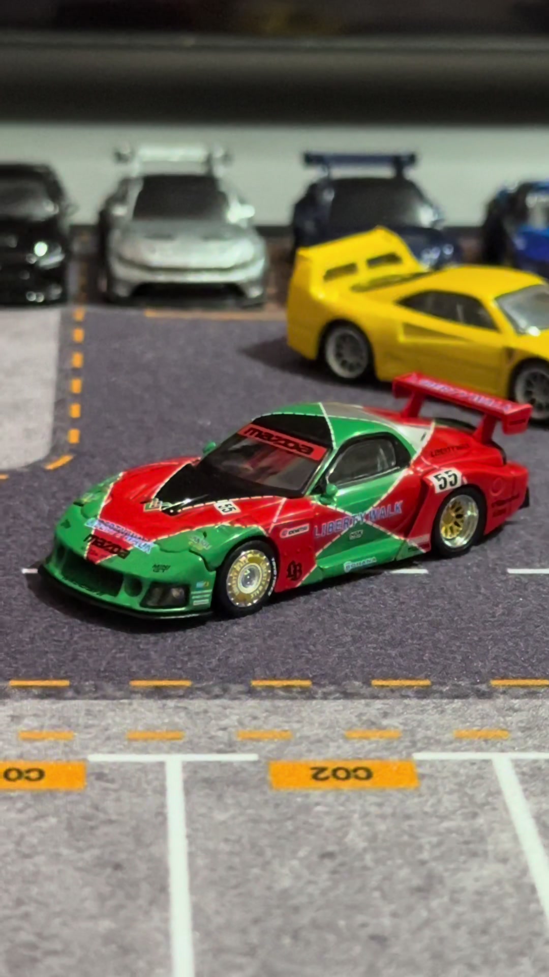 @_Llergo