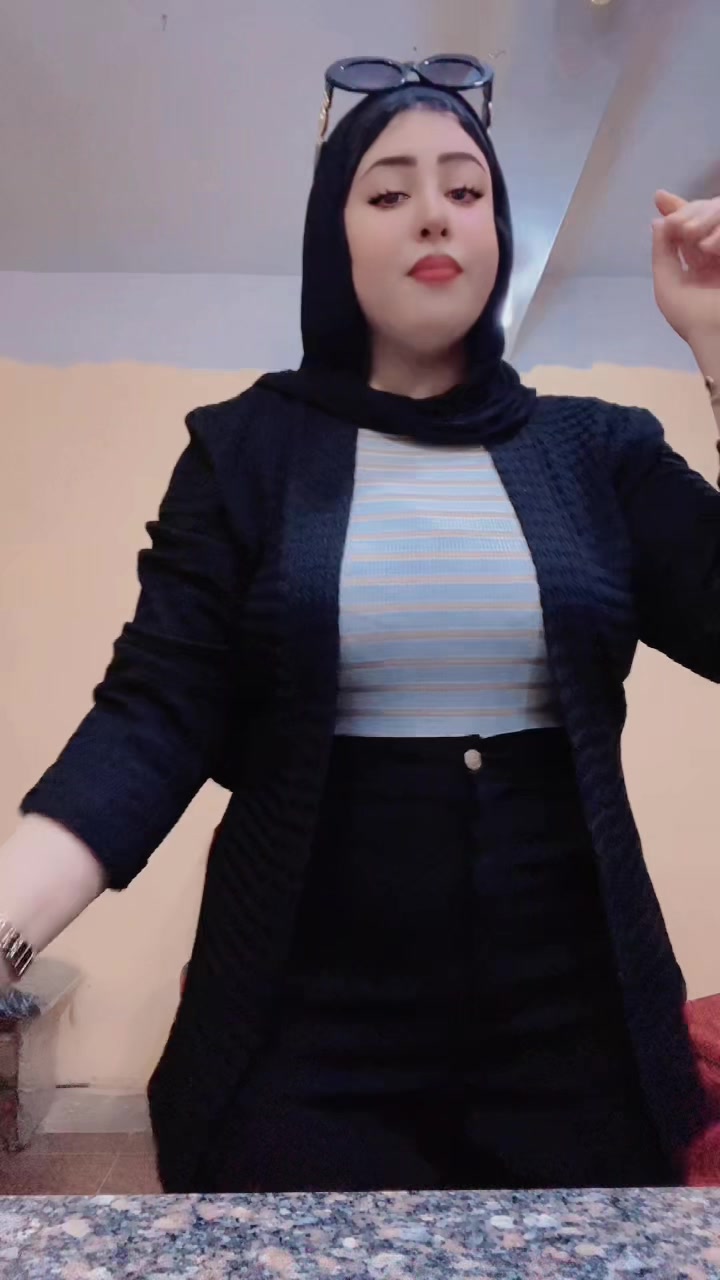 @آلبااااش ممرضهـ☺️🦋💋