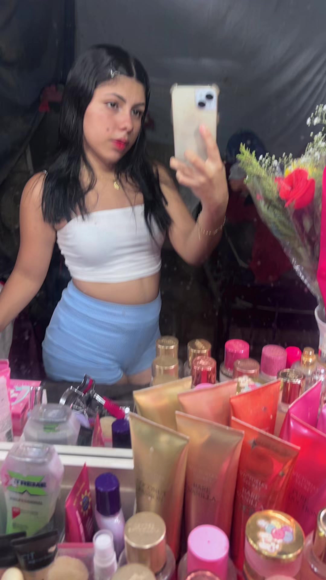 @roussanchez22