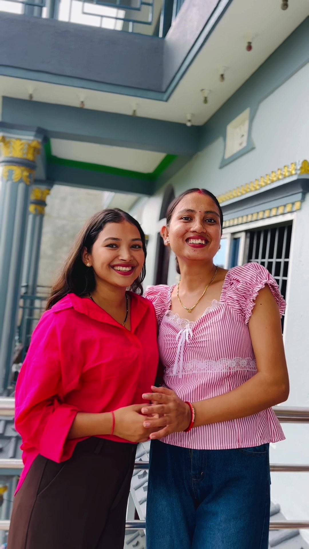 @Poozathapa