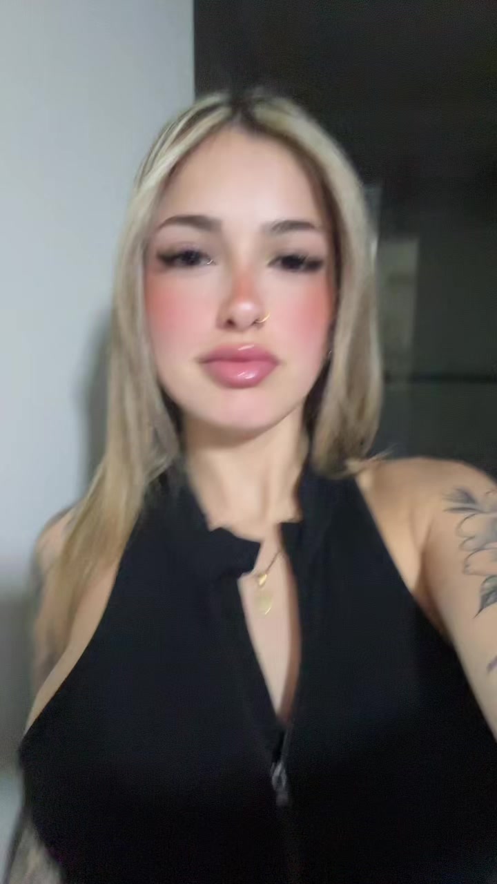 @Rochii12