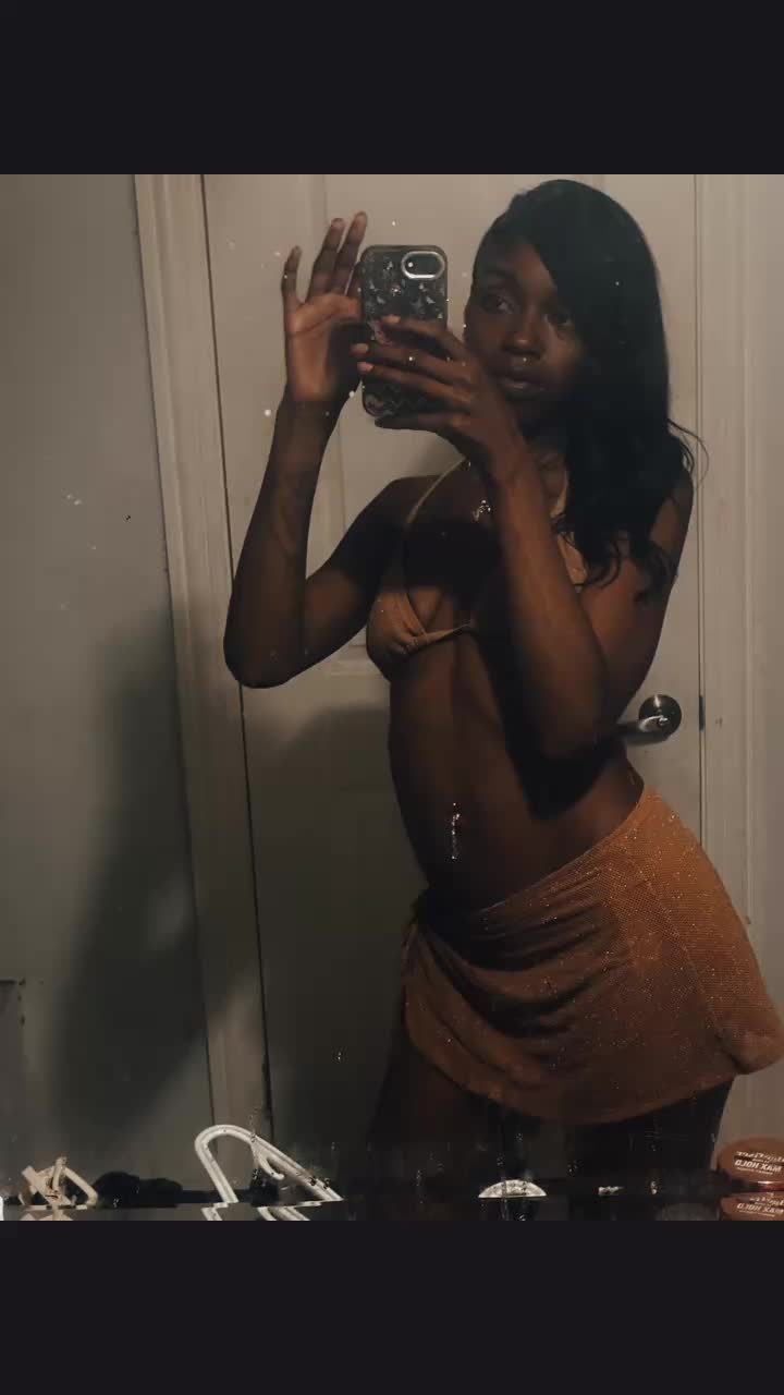 @🧚🏽&zwj;♀️ Goddess👸🏽 💋
