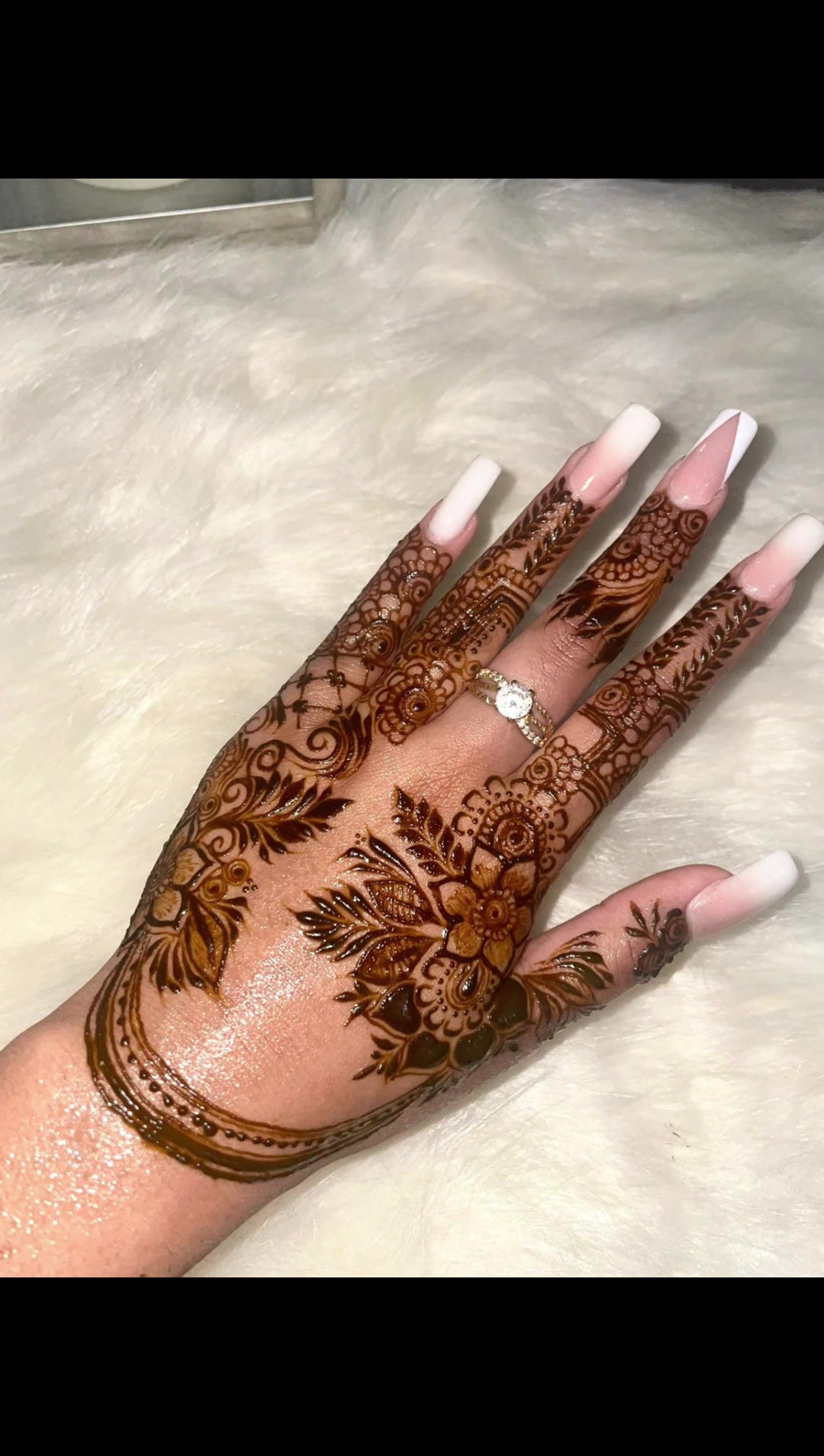 @Husnaxartistry