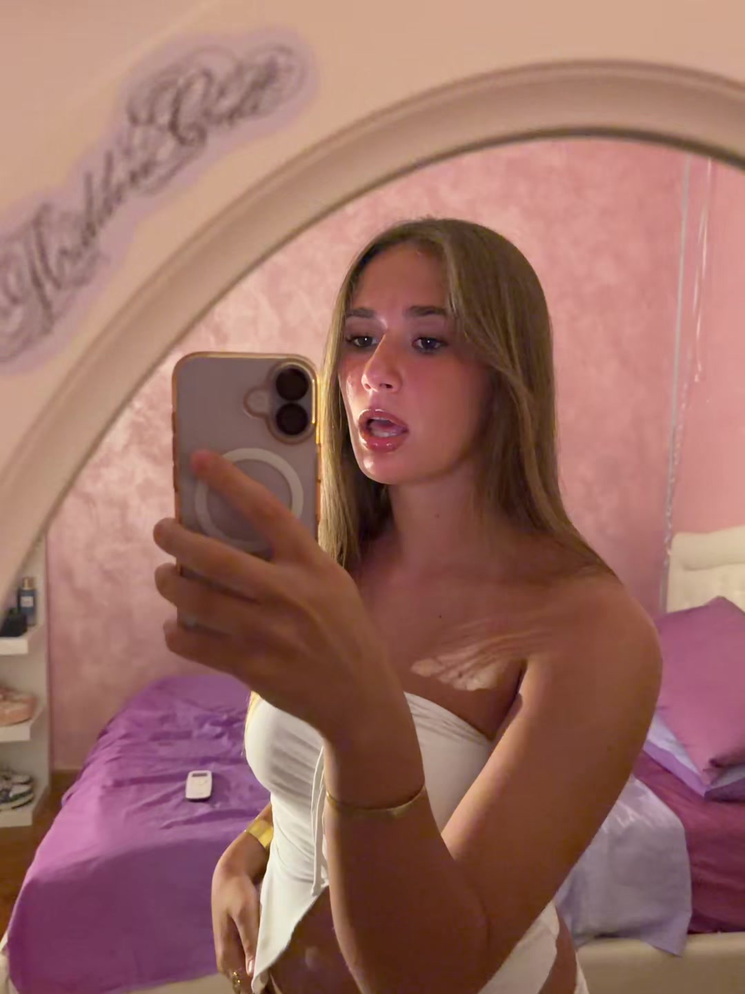@🕷️
