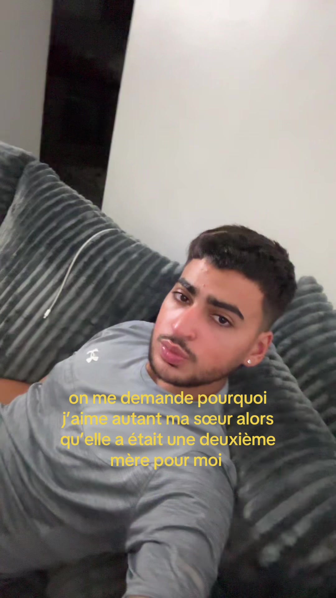 @Anas 🍍
