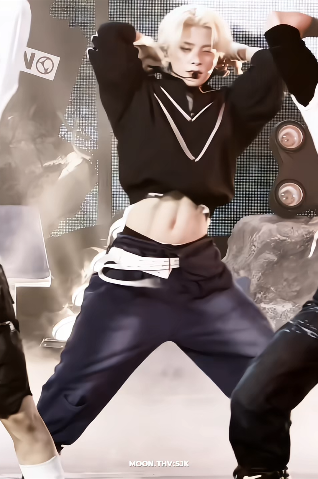 @๐ฆ๐จ๐จ๐ง.๐ญ๐ก๐ฏ:๐ฌ๐ฃ๐ค