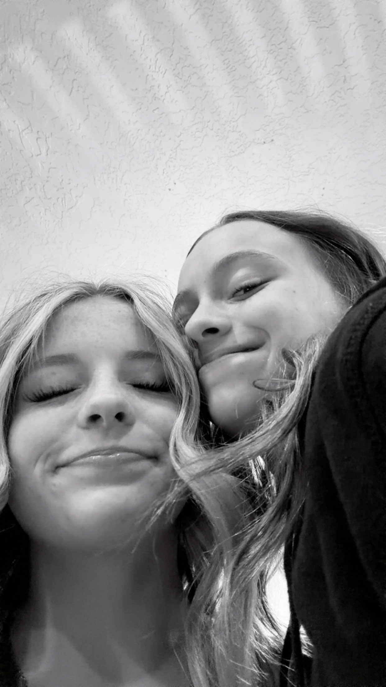 @kinz n skye secret