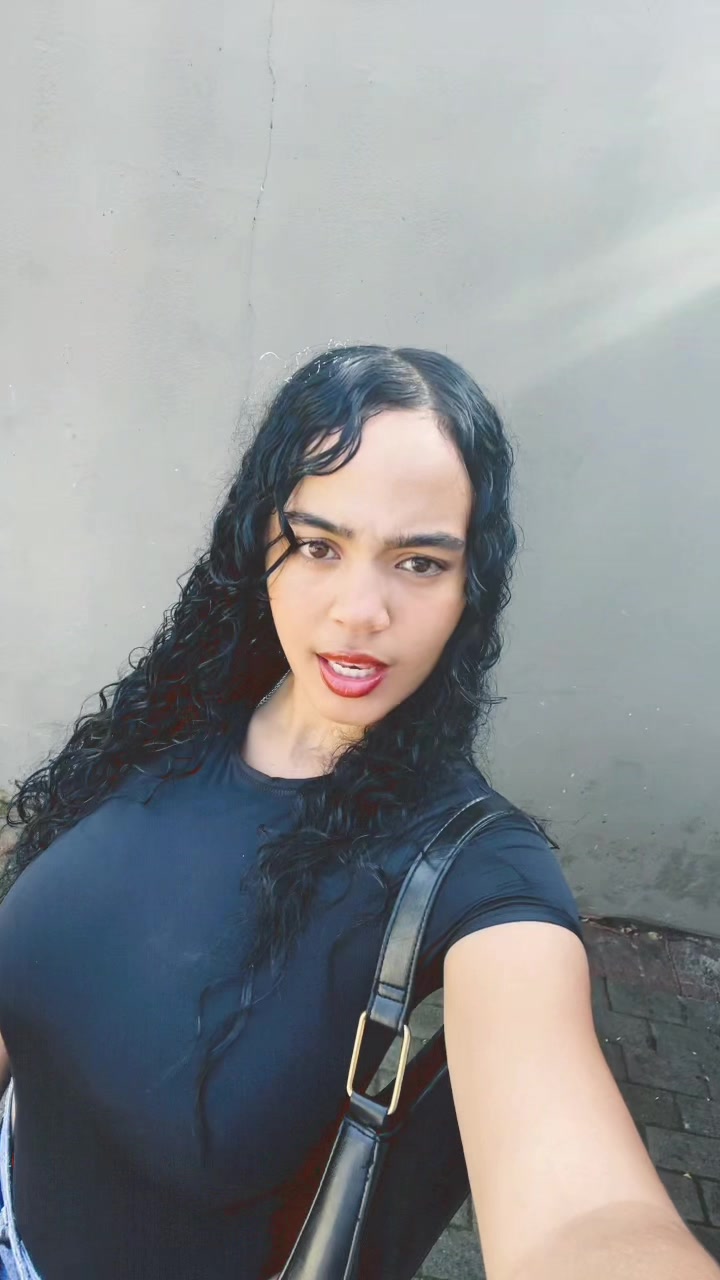 @aneeqah meyer ๐ธ