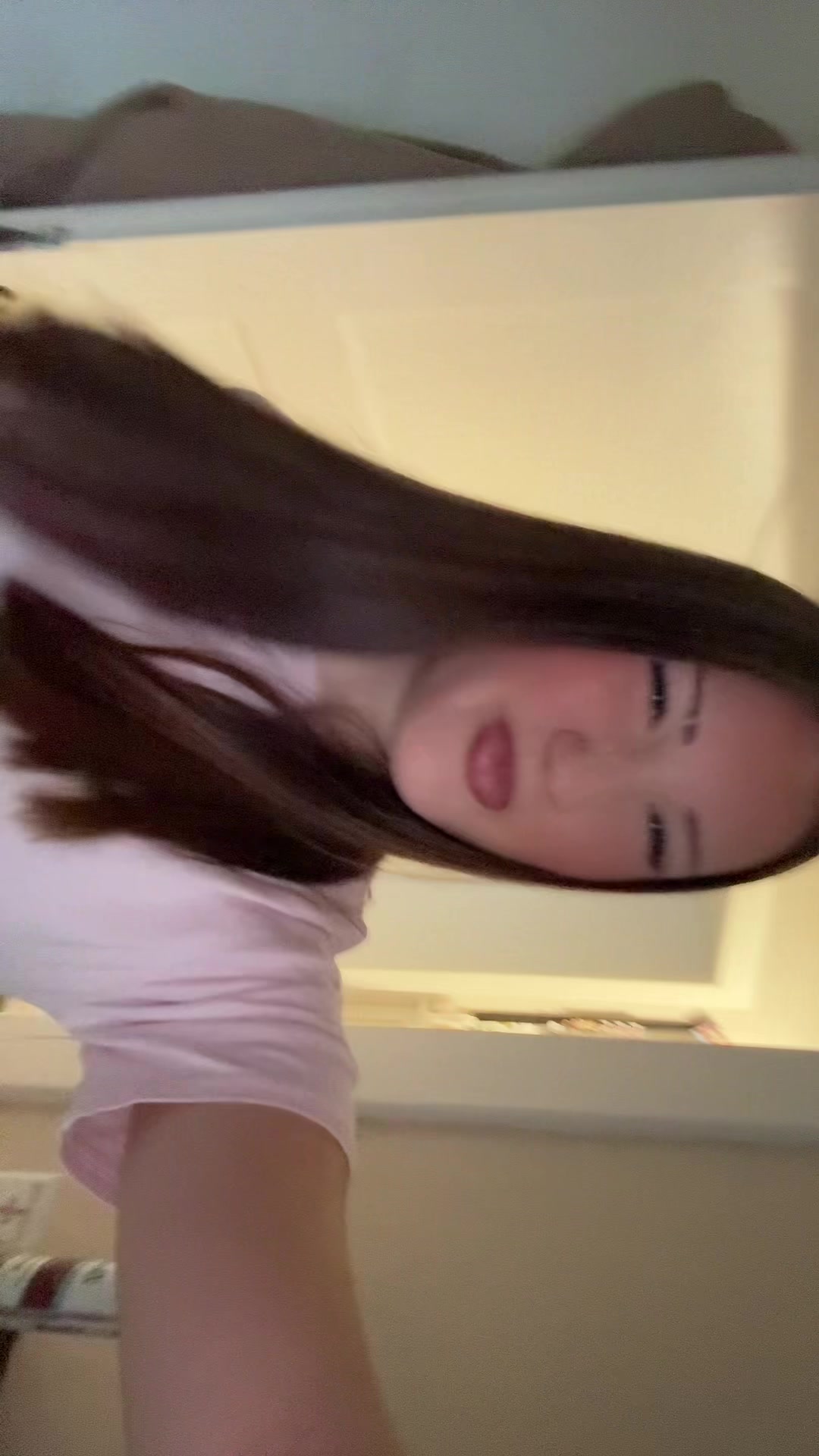 @ᴘʜɪʟɪɴᴇ⋆