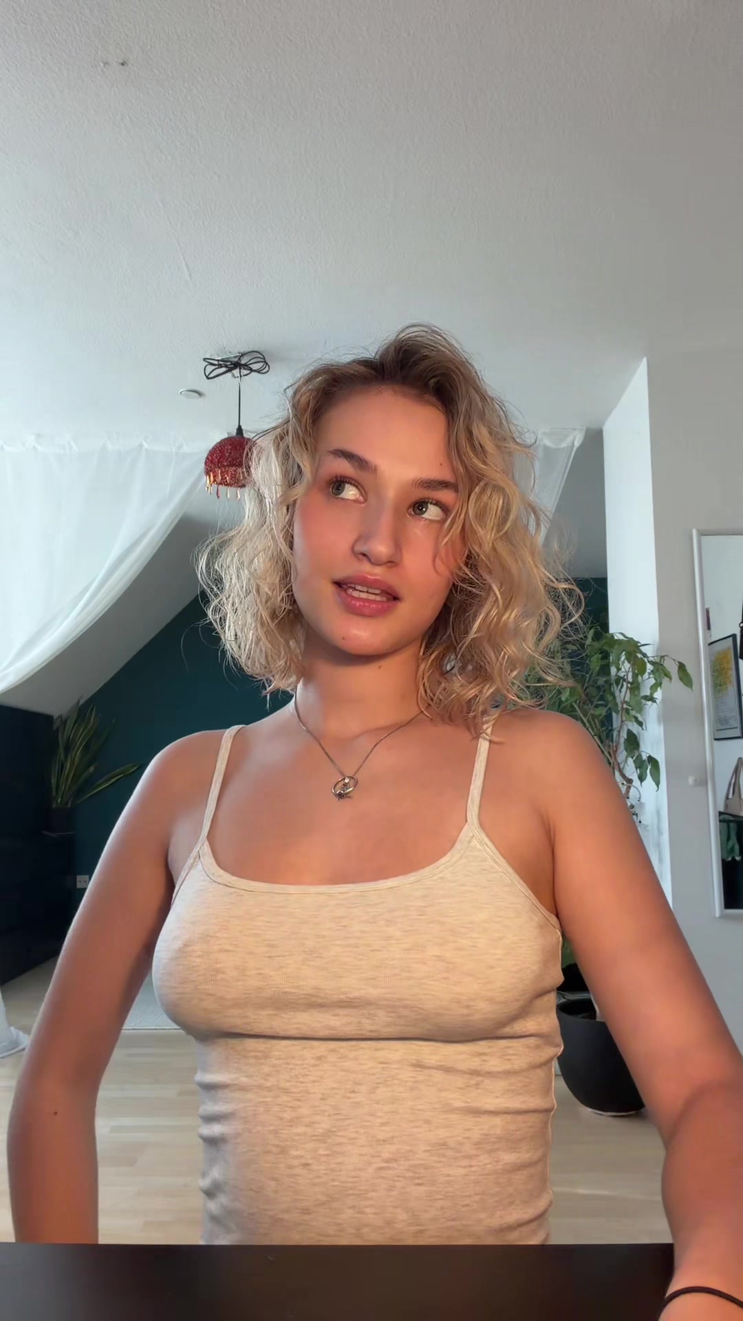 @hanna.linn