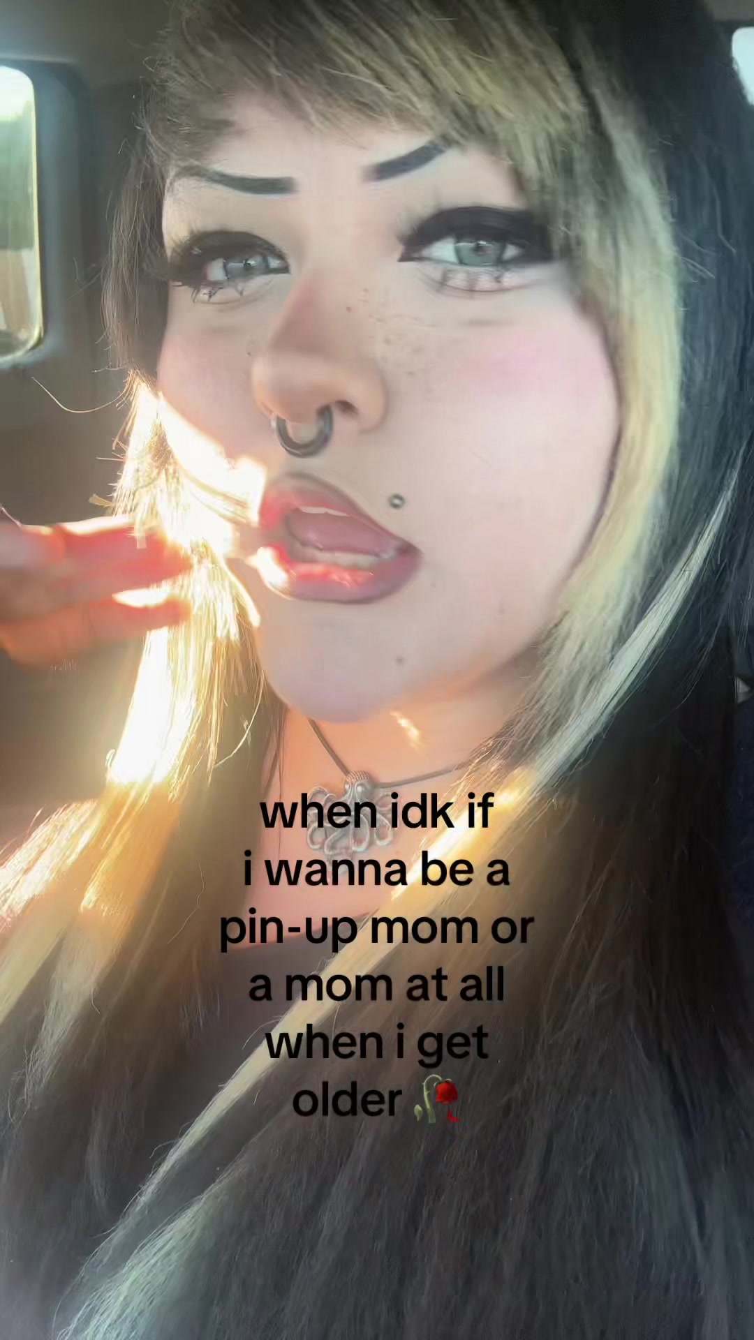 @herheadfelloff