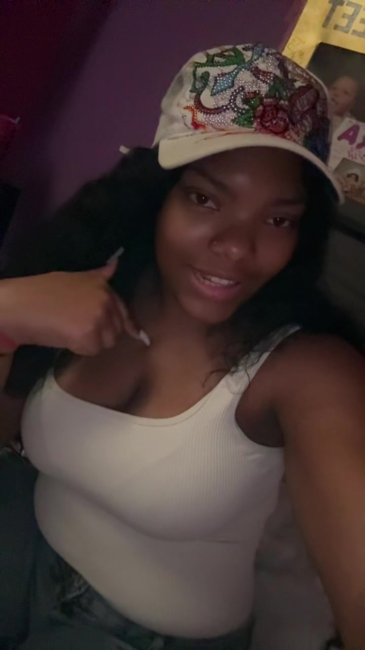 @thatgirlcycy8_
