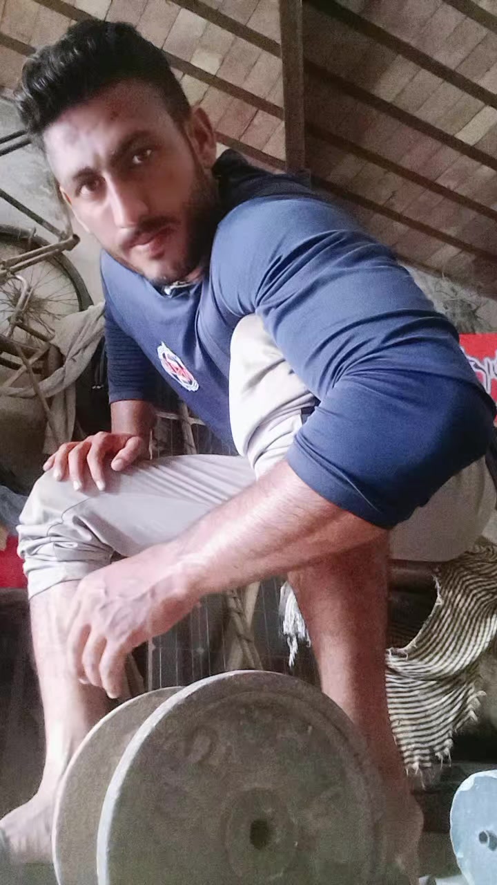 @Gulab Khan 533