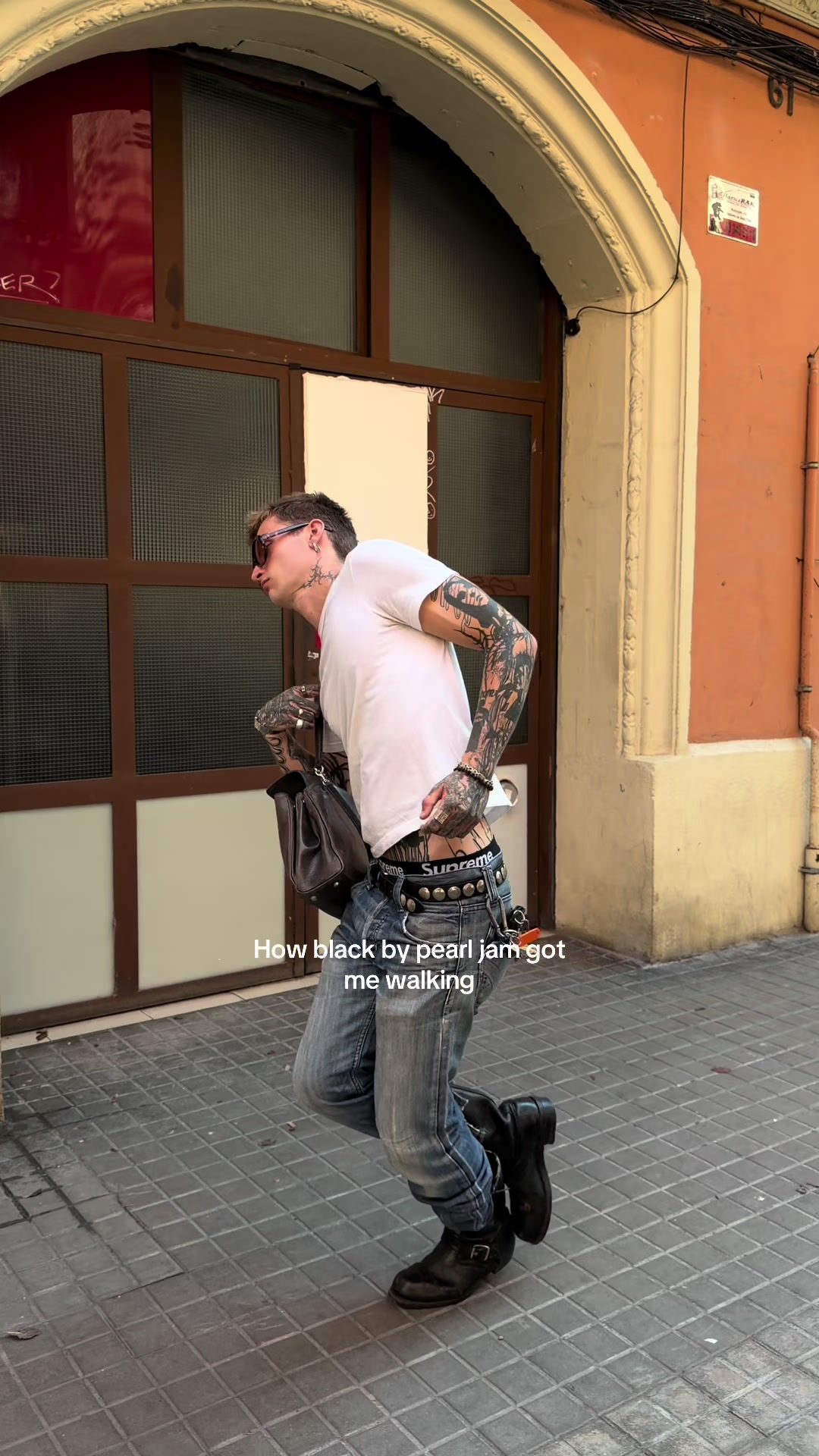 @Gia