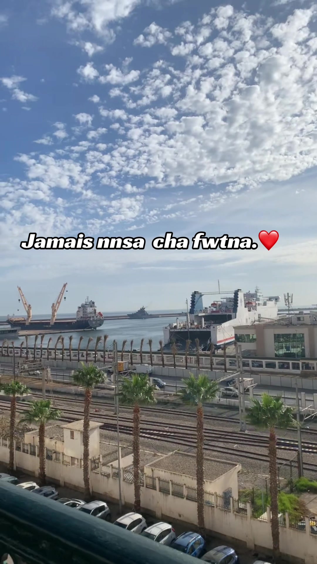 @Loulaa ๐