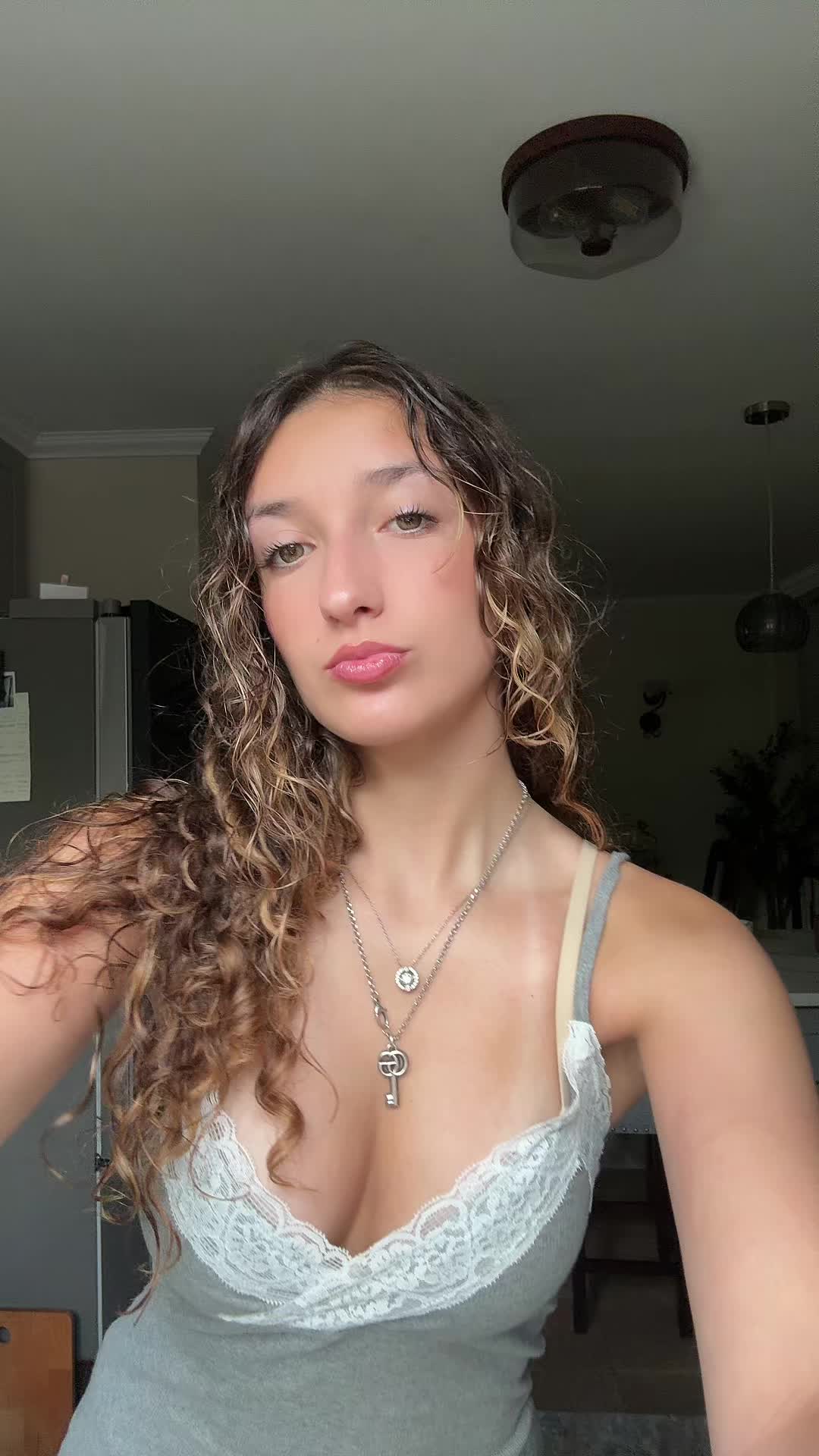 @aphroditi🇦🇱