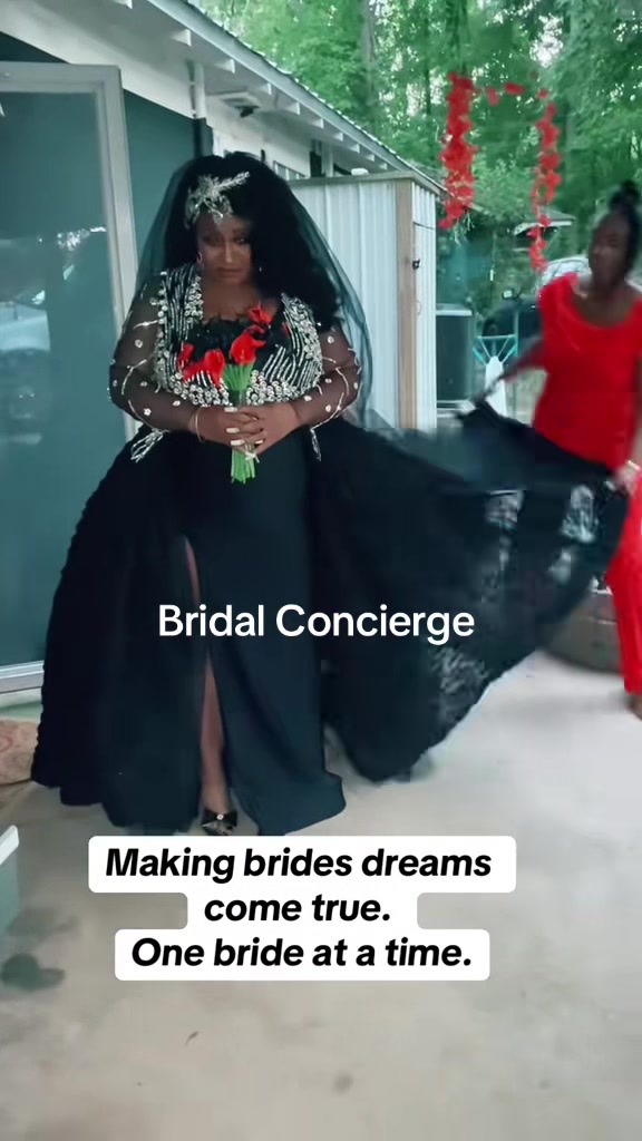@Bridal Designer | Mella
