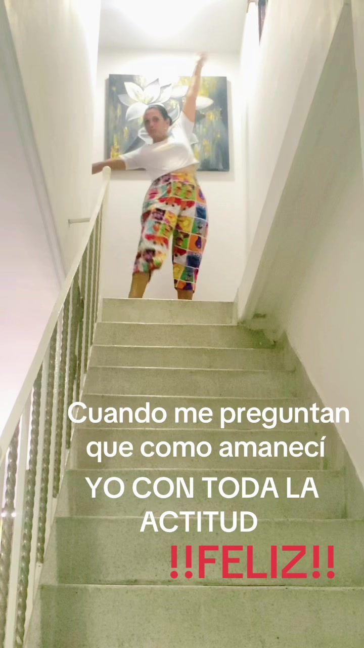 @LuzMovilla