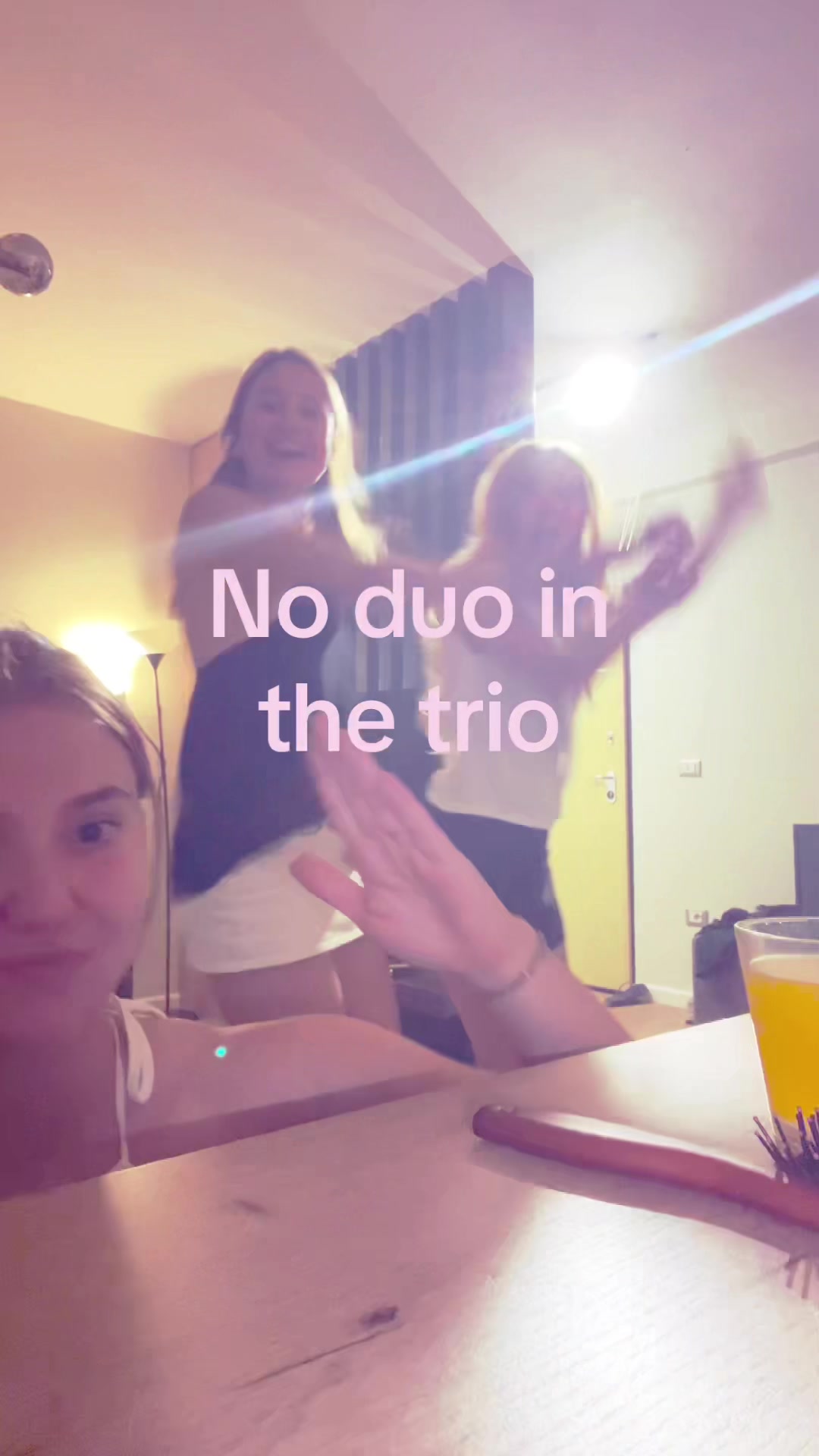 @Ella