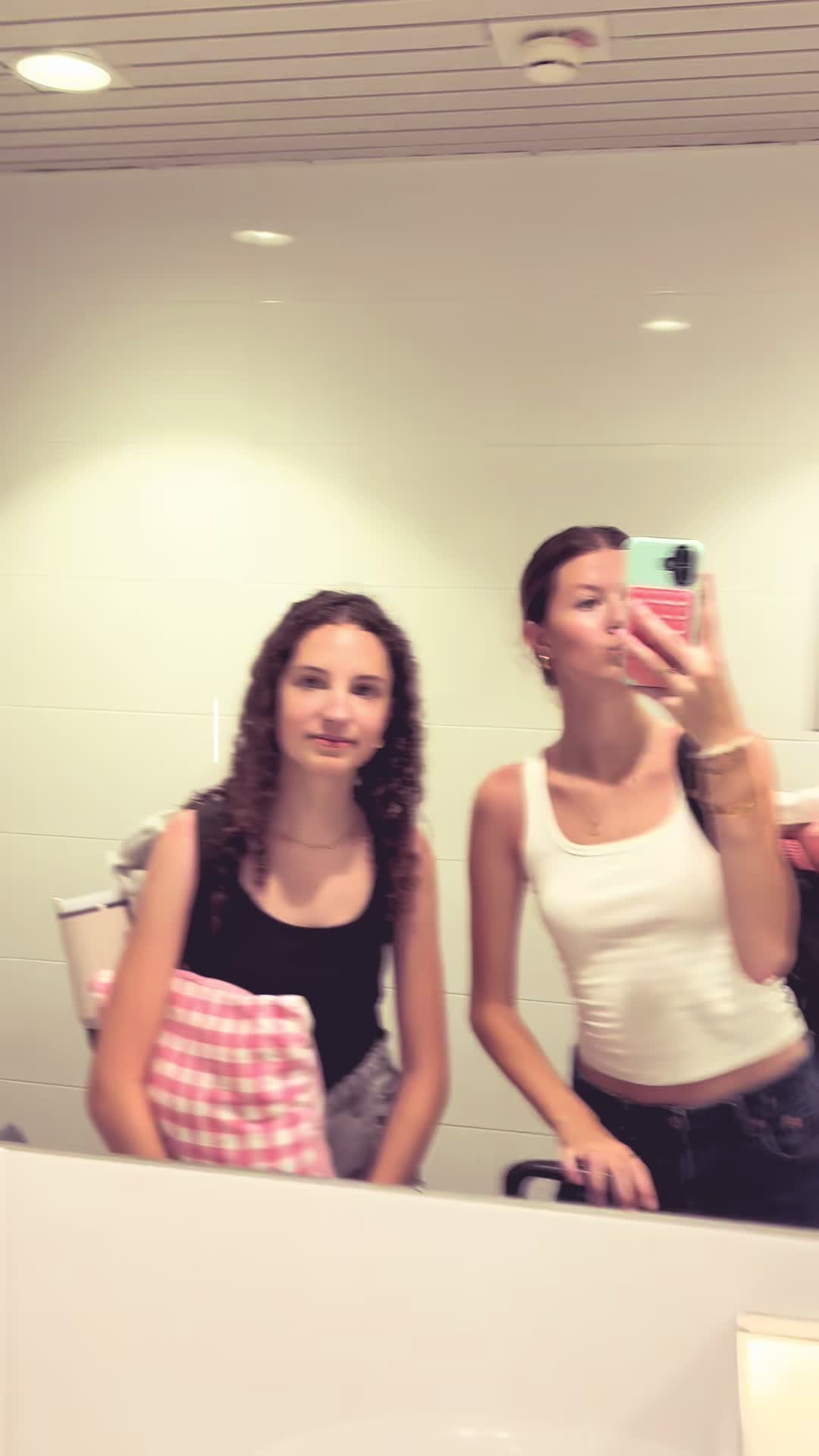 @sarah