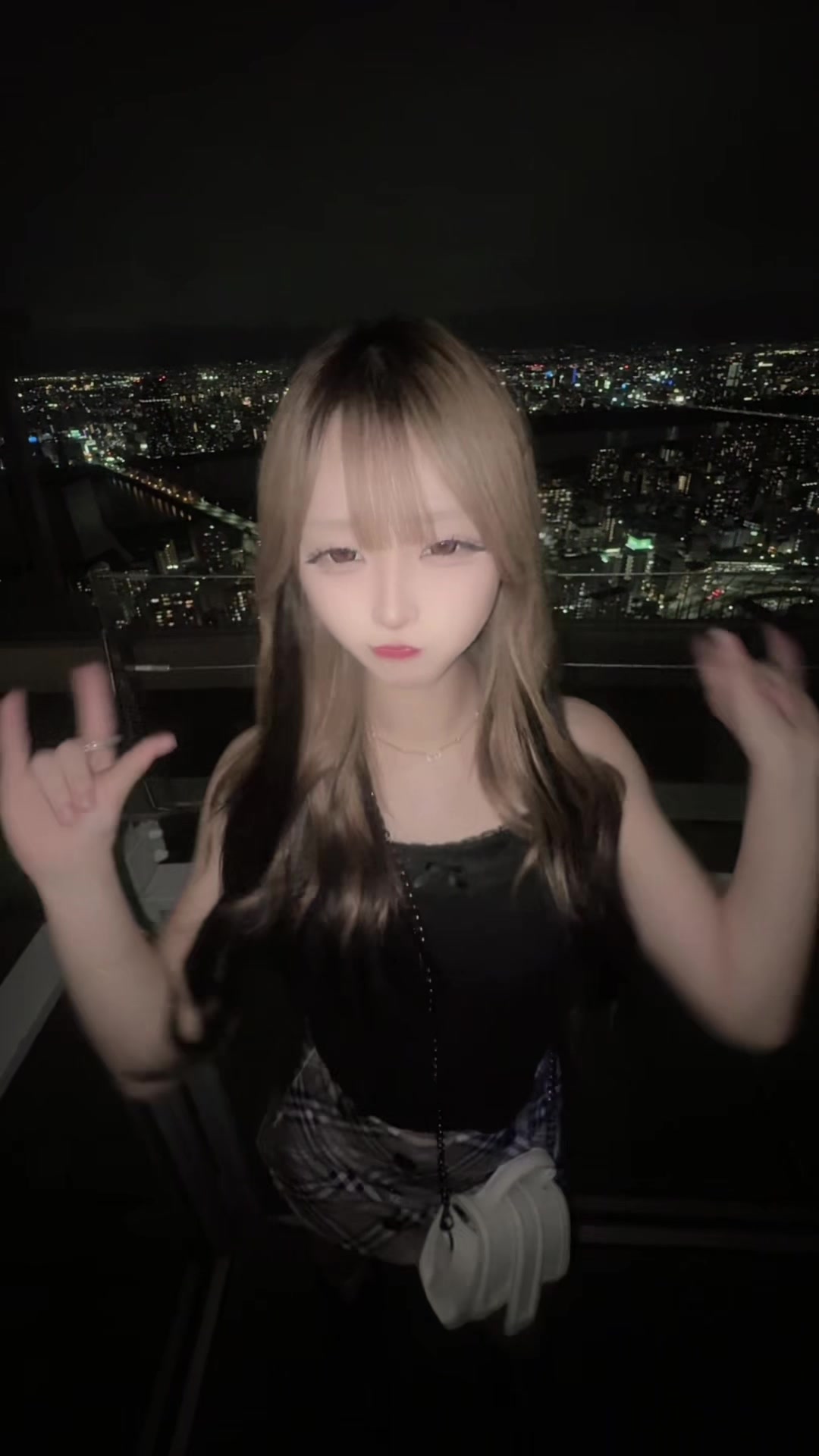 @ぴーこに