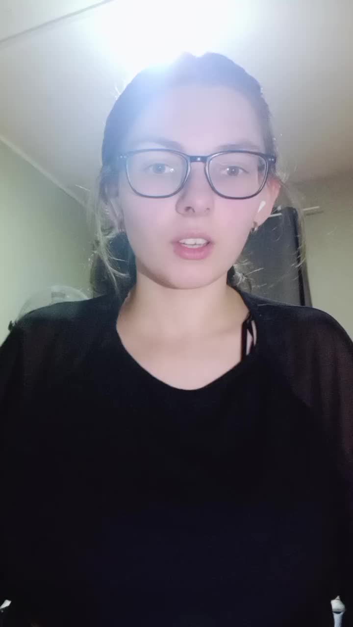 @Victoria🇪🇸🇧🇪🇮🇩