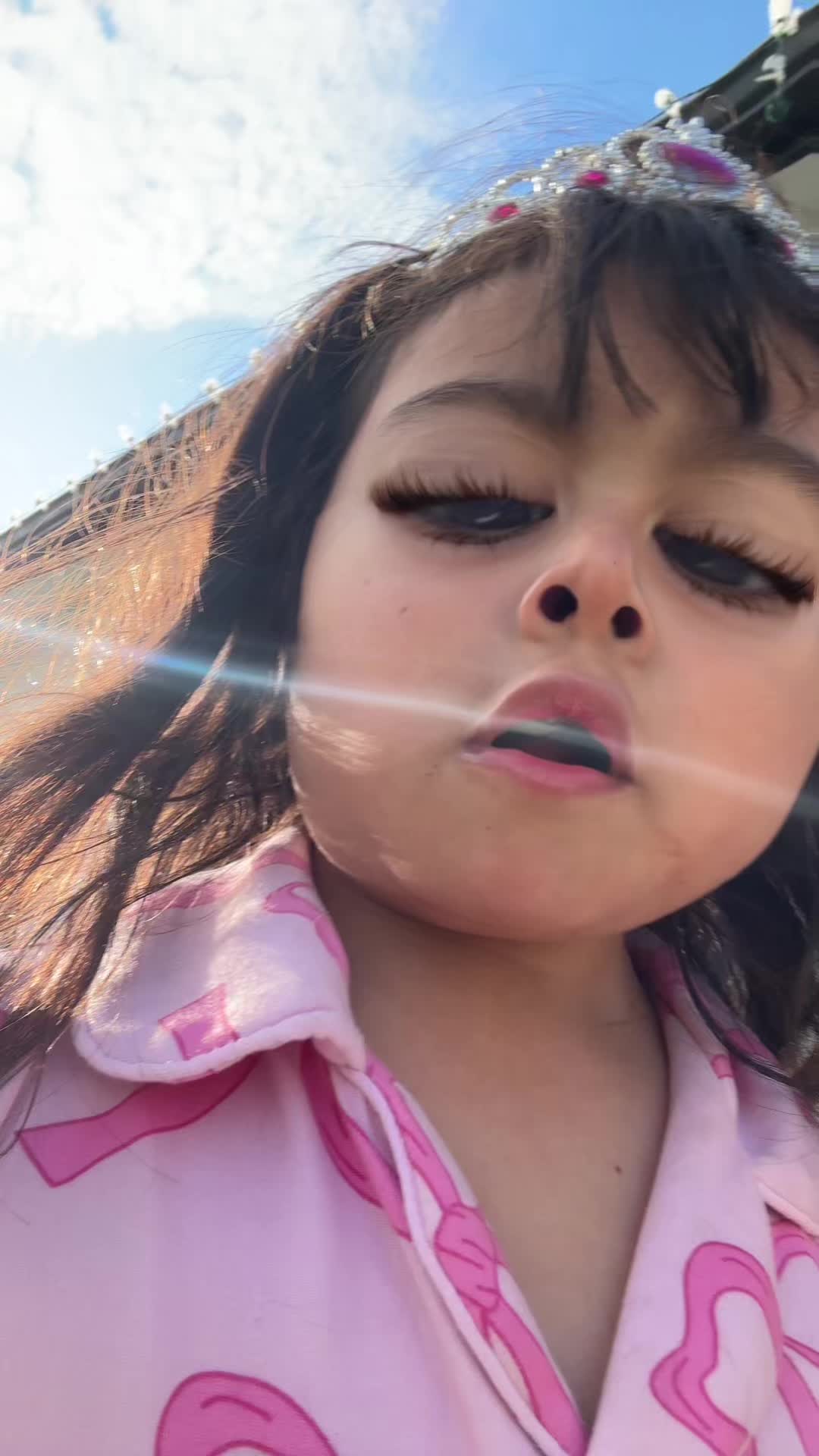 @Isabel Tavera