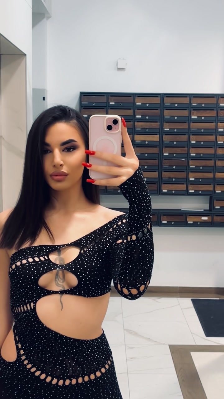 @Nina