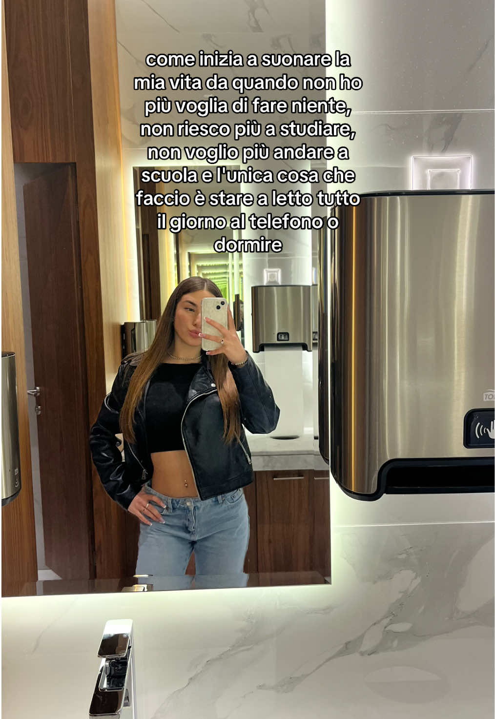 @𝐦𝐚𝐫𝐭𝐢