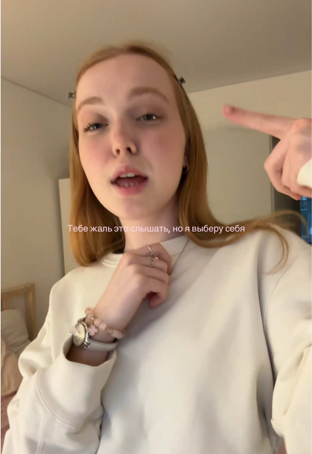 @AlishaGoldie