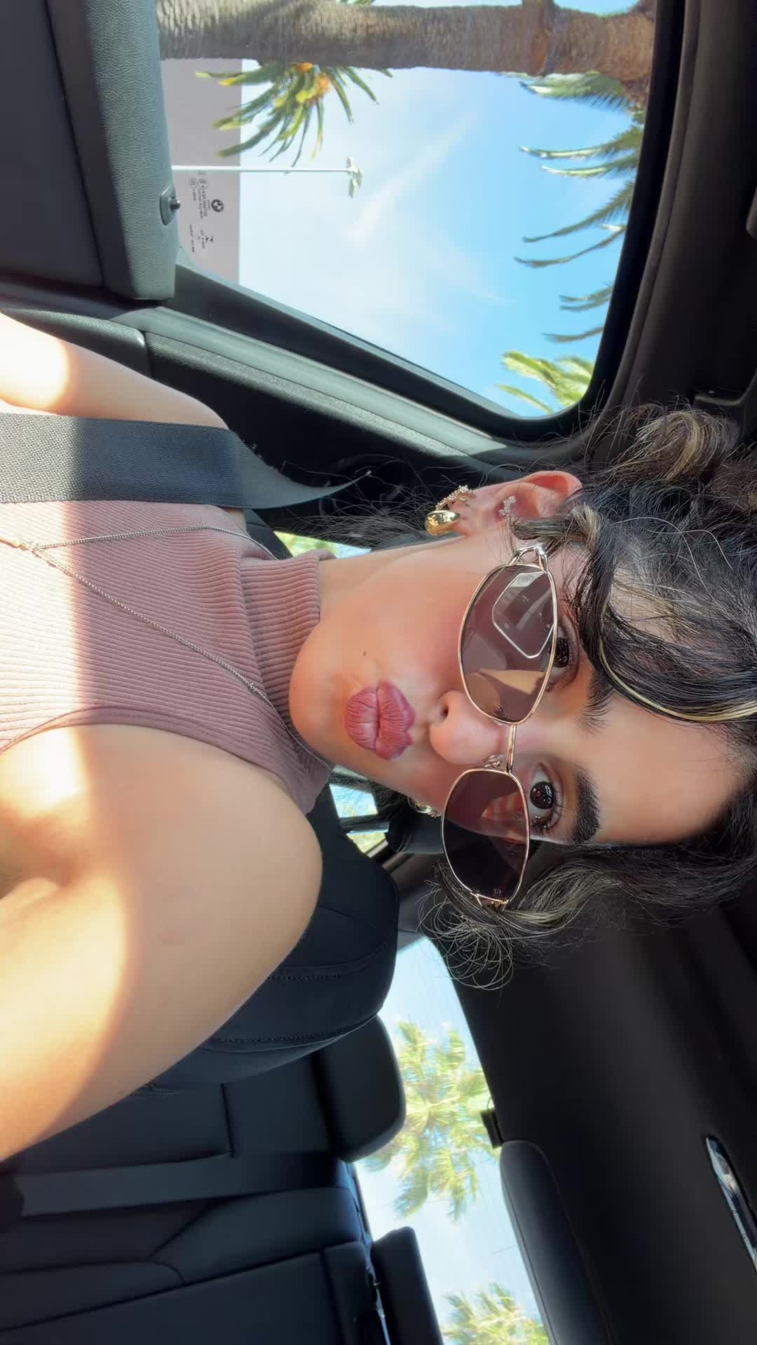@Meli🧿