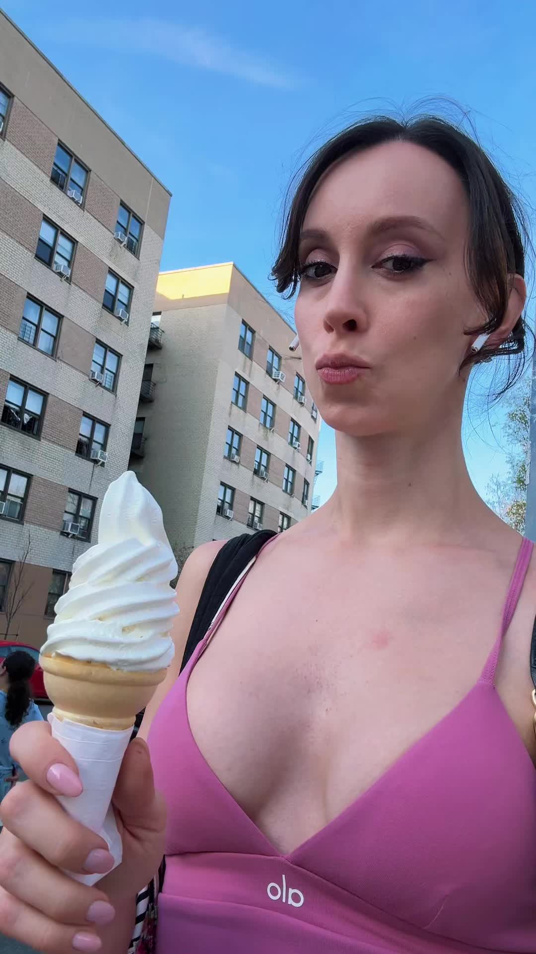 @SabrinaSophie