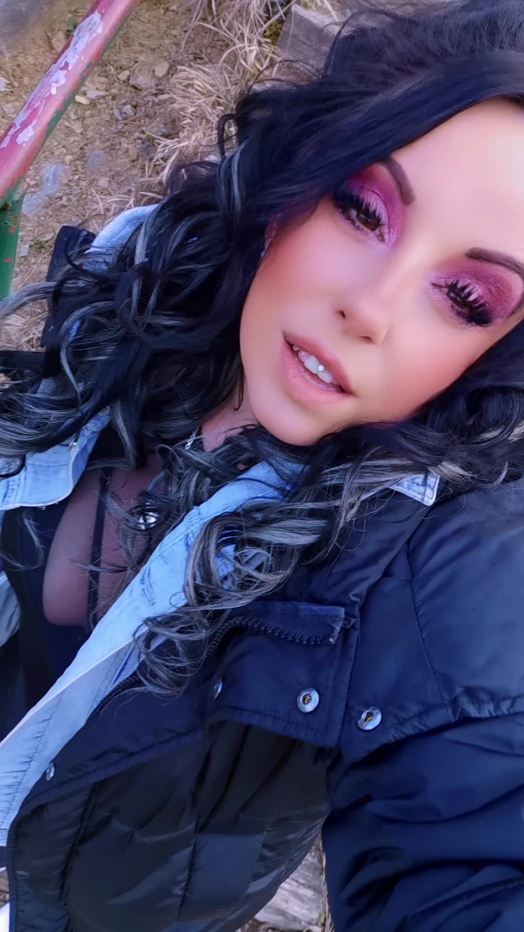 @Badgirl1805