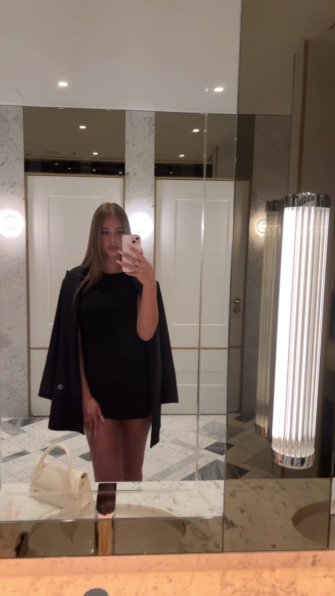 @lauraxoxo
