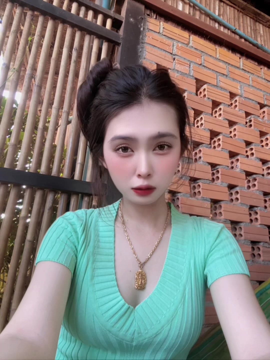@Gech Annavīy-ហ្គេច អេនណាវី