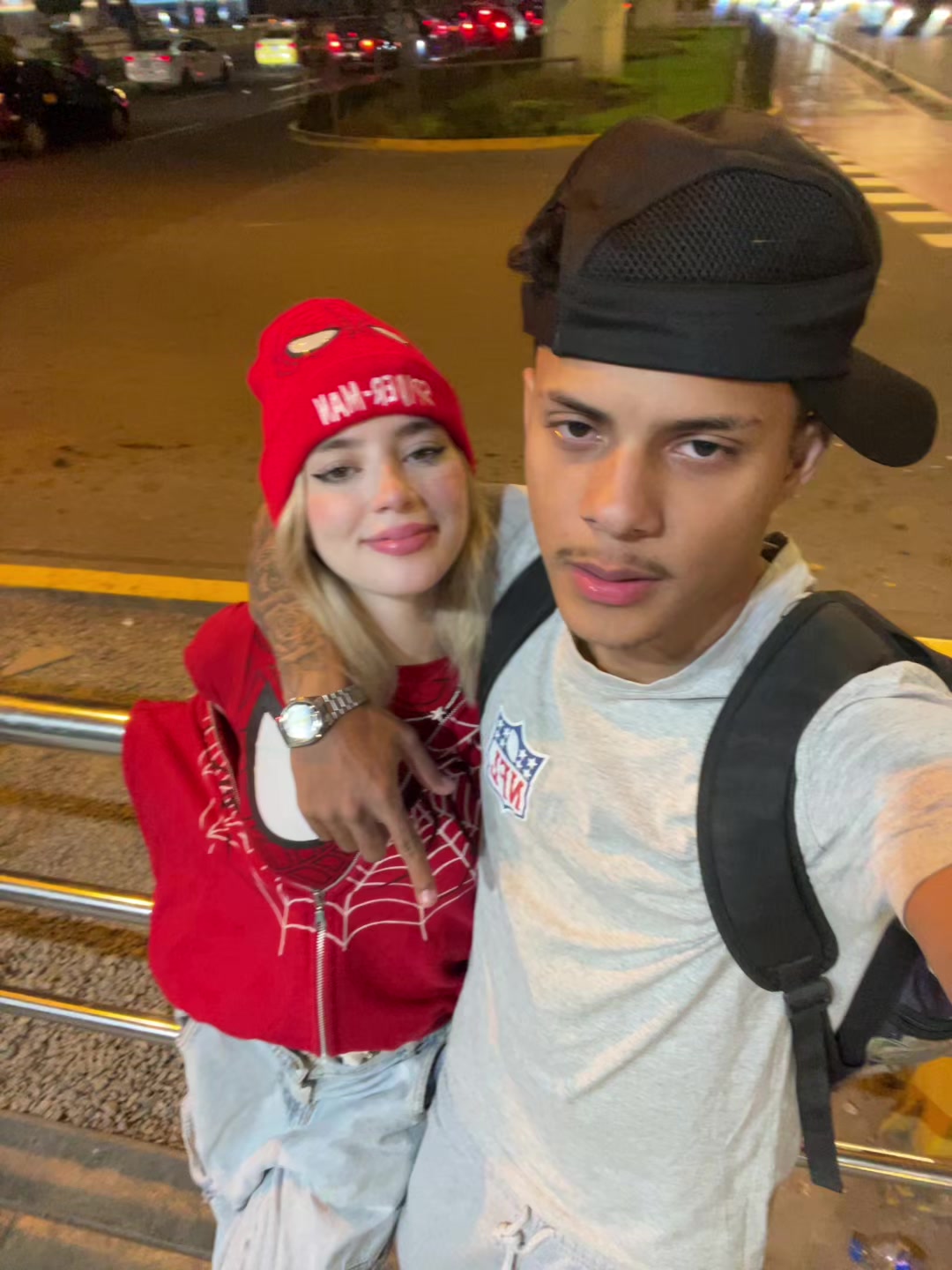 @Soyalejandro