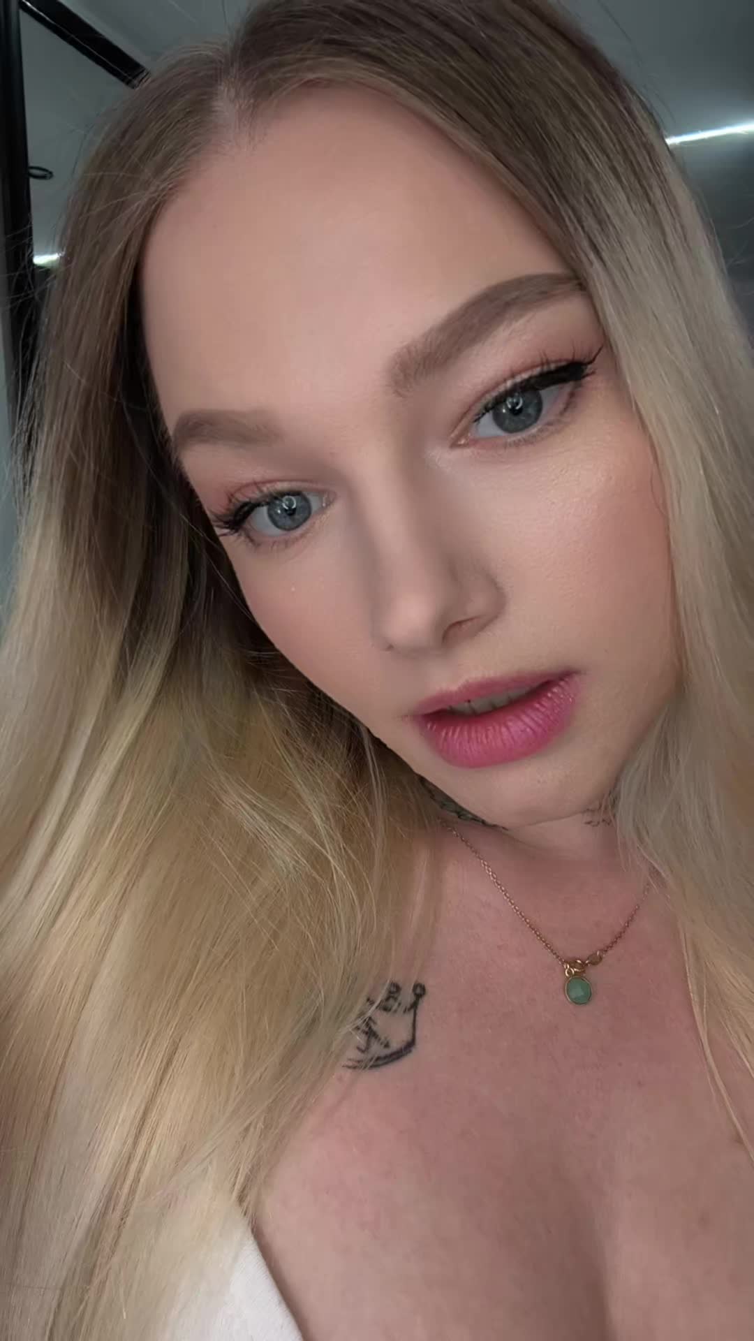 @✨🍓 𝗞𝗮𝗿𝗼𝗹𝗰𝗶𝗮 🍓✨
