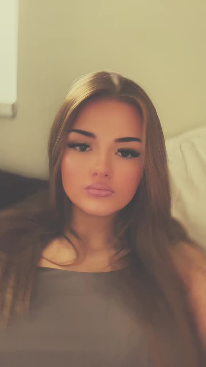 @EBONIEMARIE