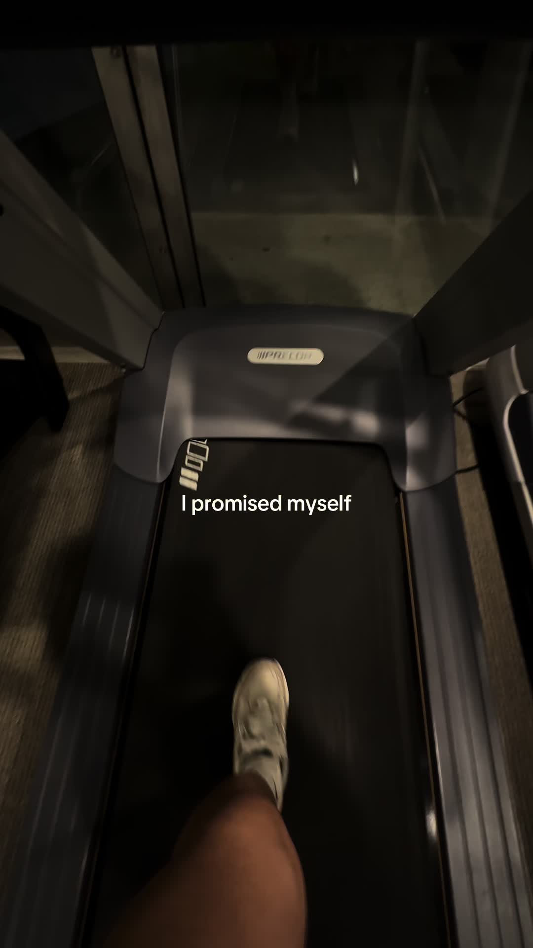 @Luna